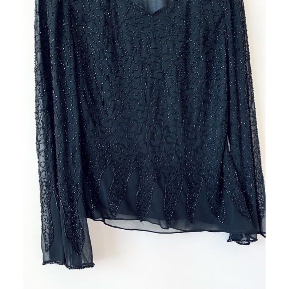 JKARA 🌸 Beaded Black Bell Sleeve V-Neck Top w Sharktail Hem - Picture 7 of 13